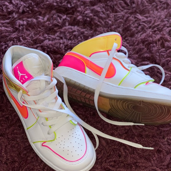 Nike Other - girl shoes in very good condition